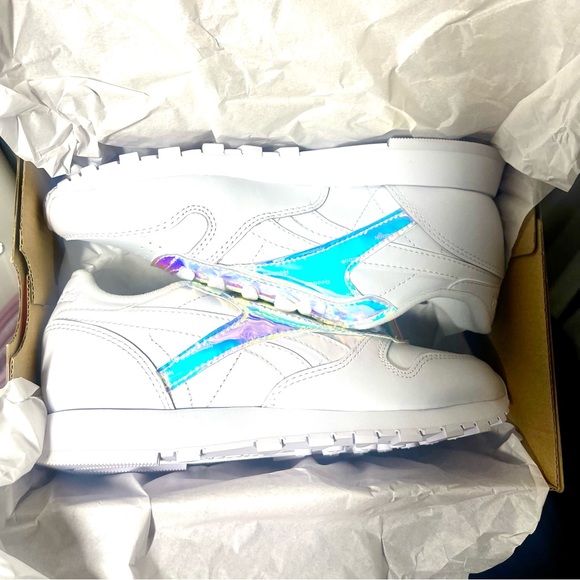 Reebok Classic Leather Sneakers - Picture 4 of 14